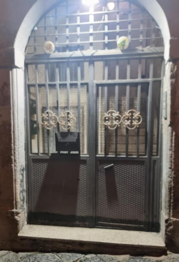 La Casa Di Zia Raf Apartment Napoli Ngoại thất bức ảnh
